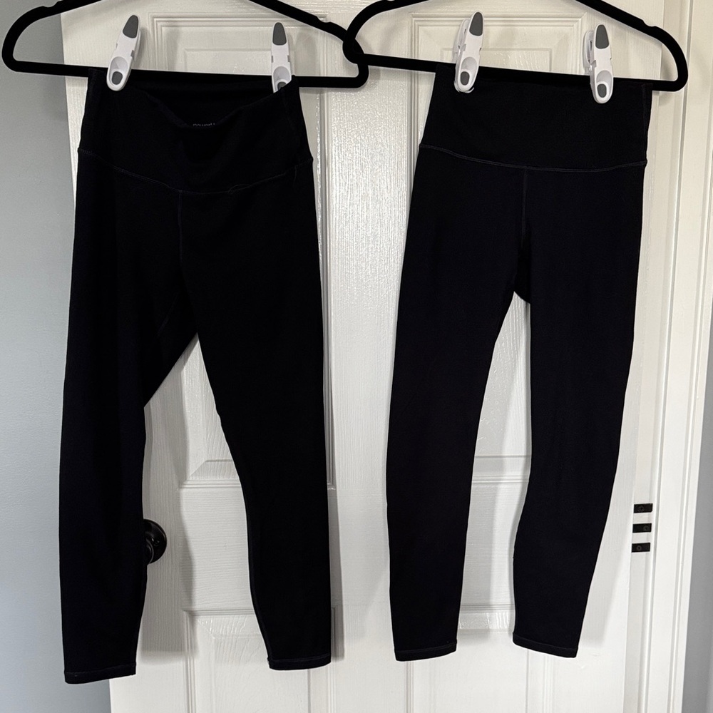 Fabletics Black Leggings powerhold 7/8 length XS- set of 2 pair